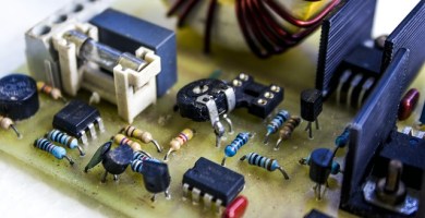 Estudiar en la universidad Tecnología Superior en Electromecánica